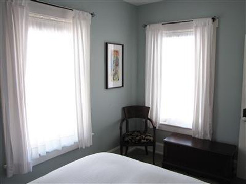 The Tawsty Flower - Haines Suites主图