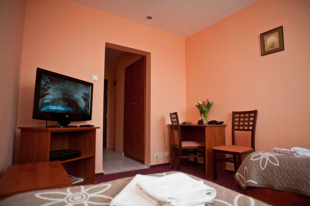 Hotel 1-官方