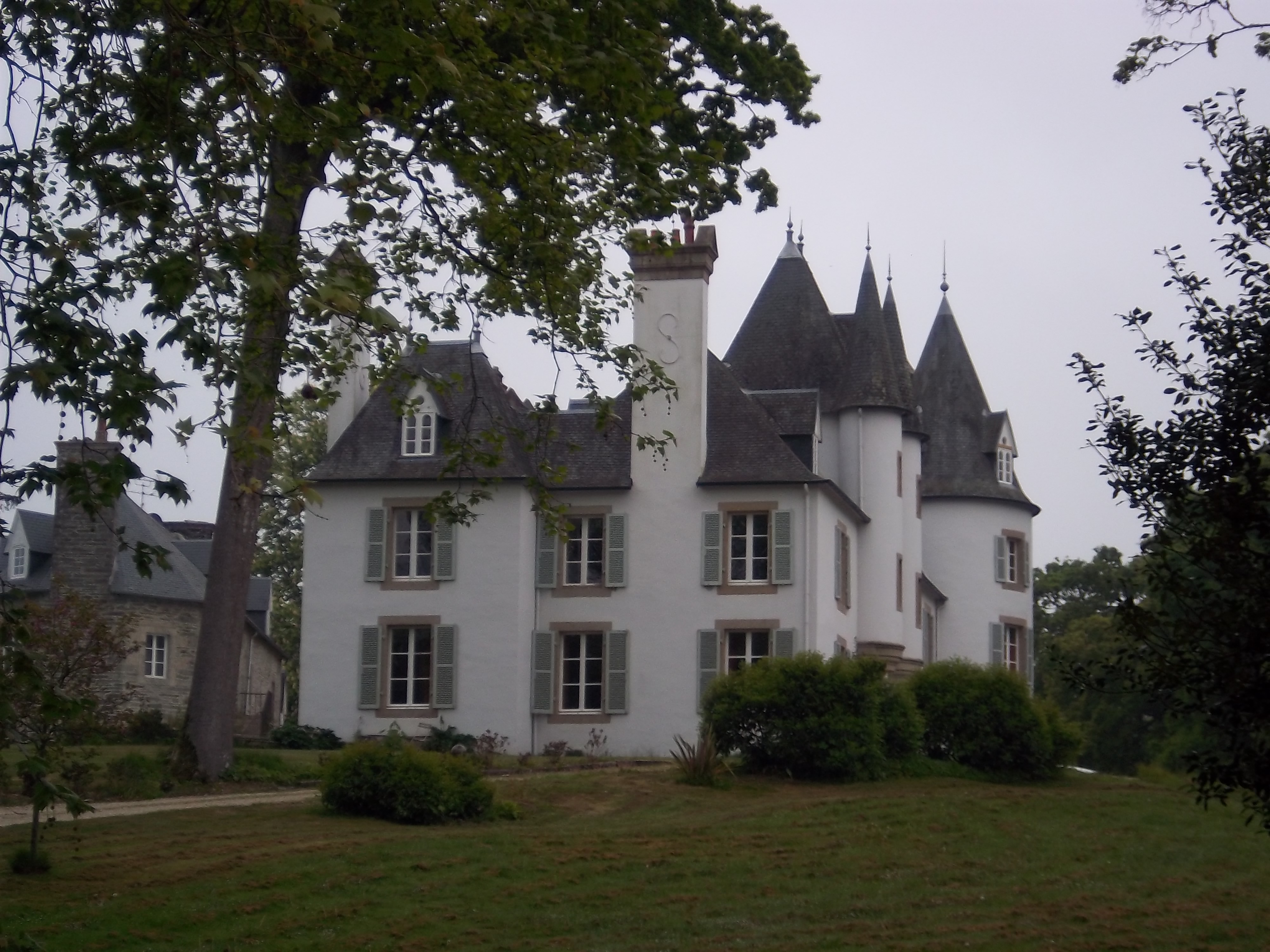 Chateau de Lannuguy-客卧