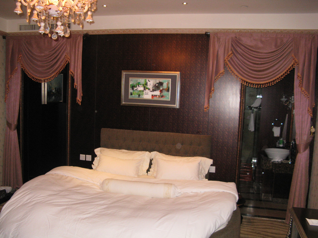 青岛多瑙河国际大酒店主图