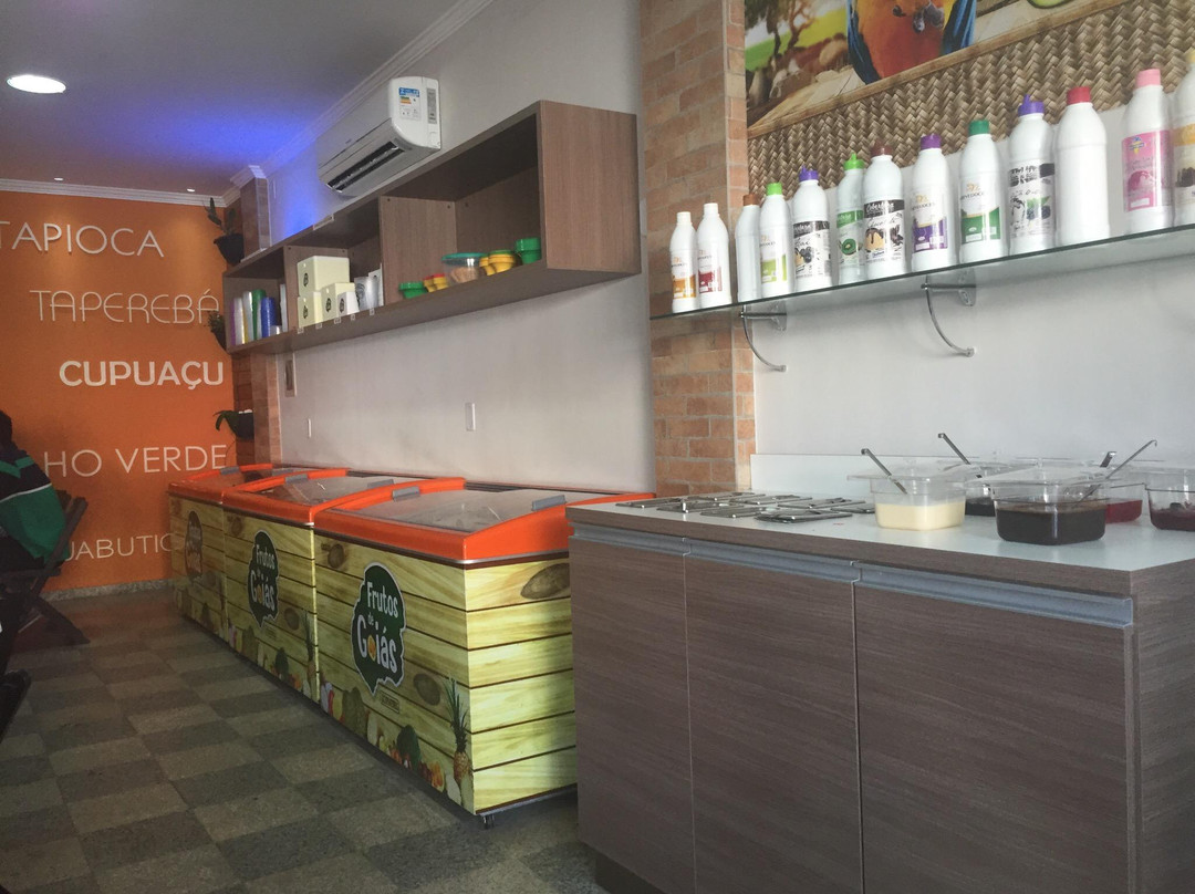 Jacaraipe餐馆和美食-Frutos De Goias