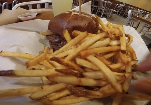 Burger Moovment主图