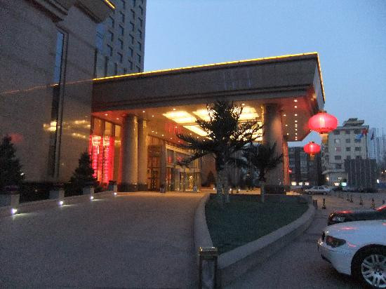 花园国际大酒店主图