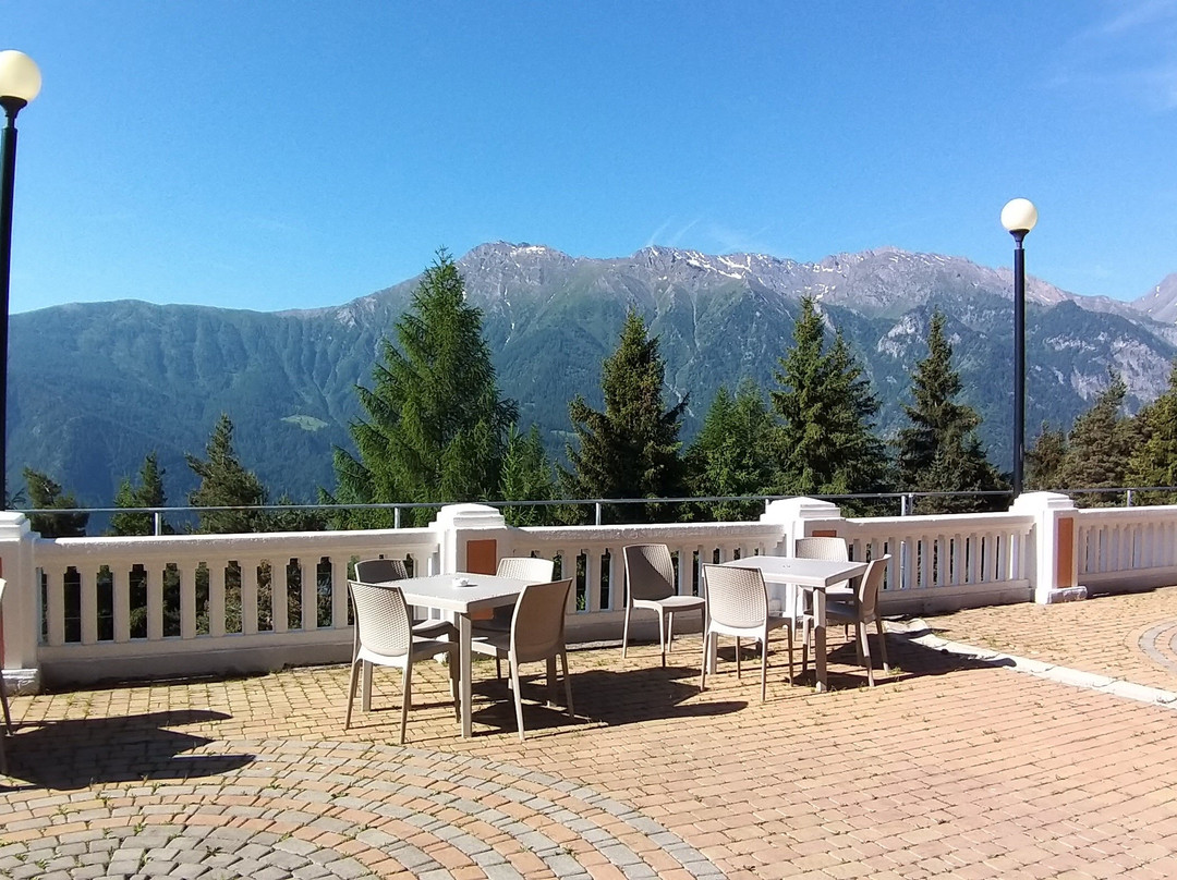 Pràcatinat Hotel & Restaurant主图