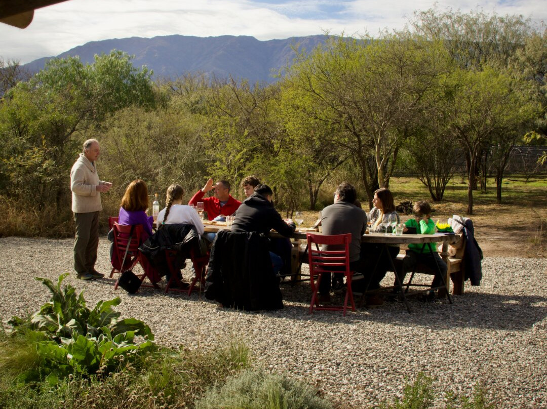 Bodega Kirton-Luyaba必去景点