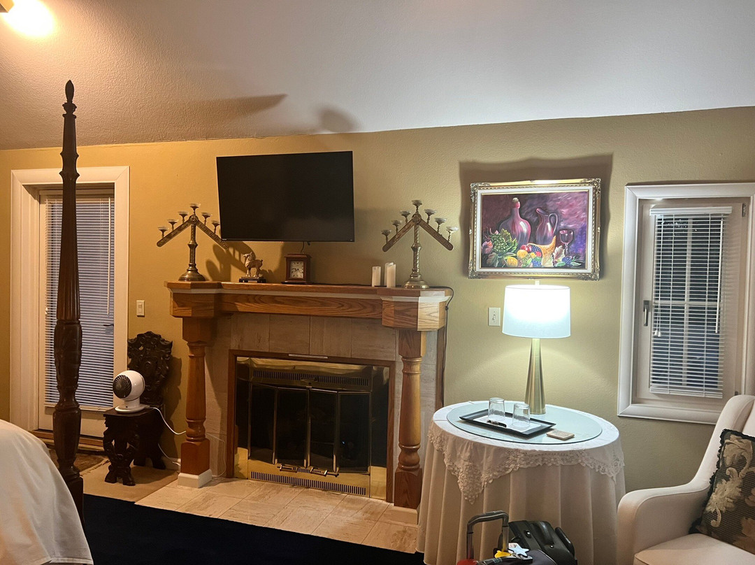 Bella Villa Messina Wine Country Inn主图