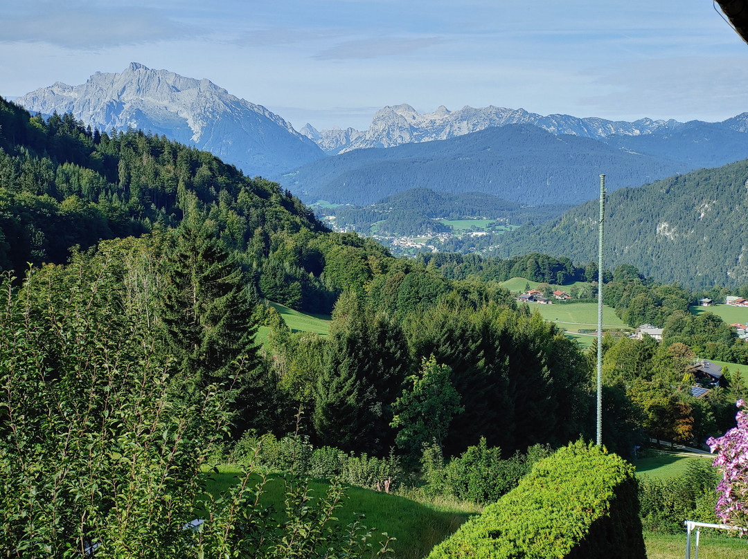 丹尼格勒亨安培酒店主图
