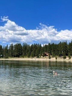 Ruby Creek Resort主图