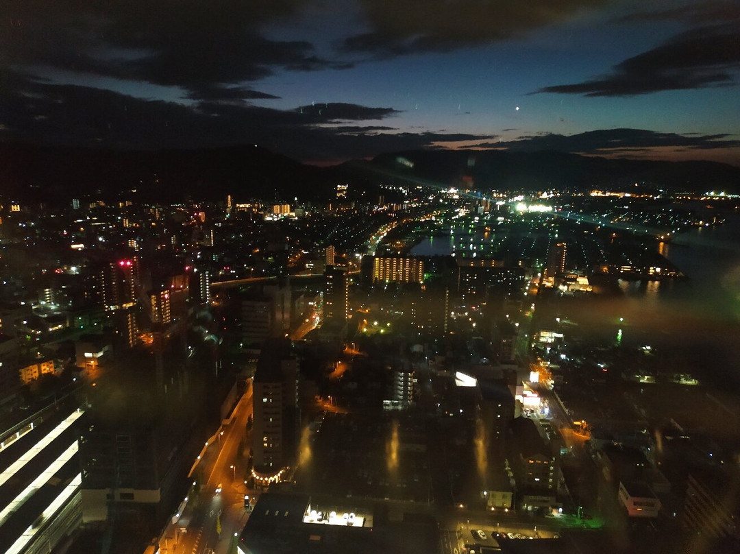 Takamatsu Symbol Tower景点图片
