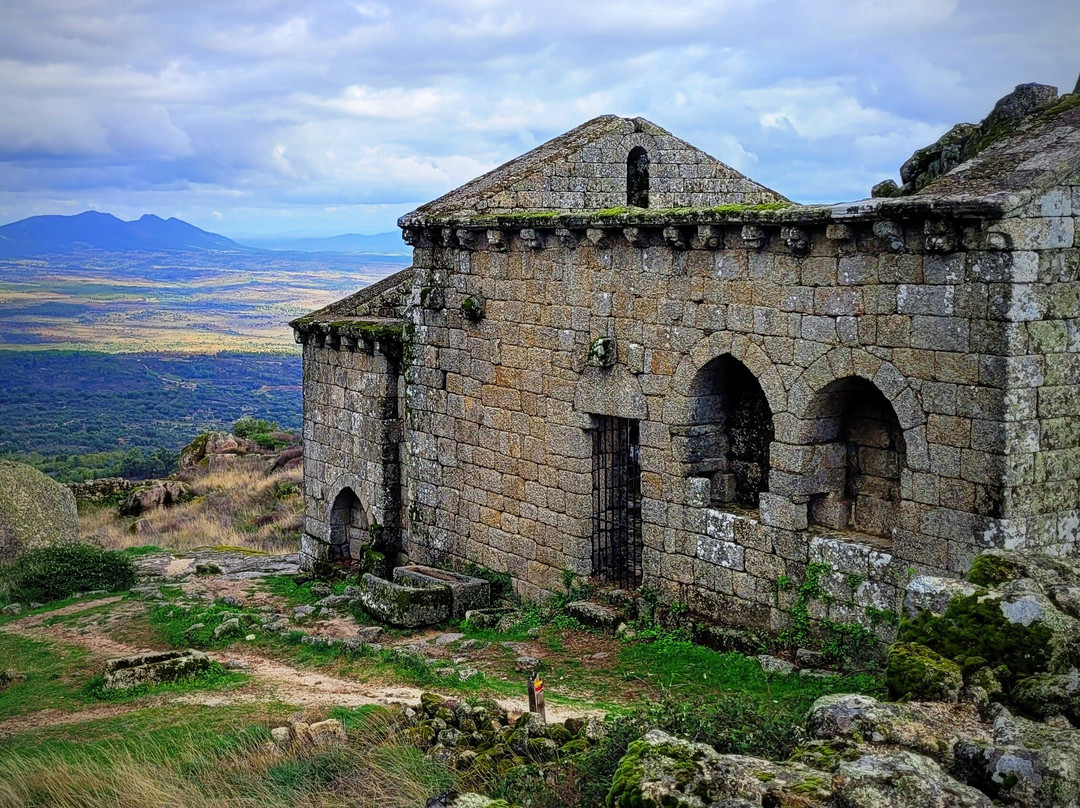 Ruínas Da Igreja De São Miguel景点图片