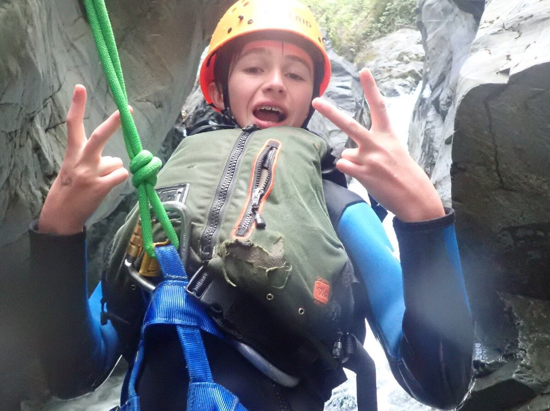 皇后镇悬崖跳水-皇后镇必去景点