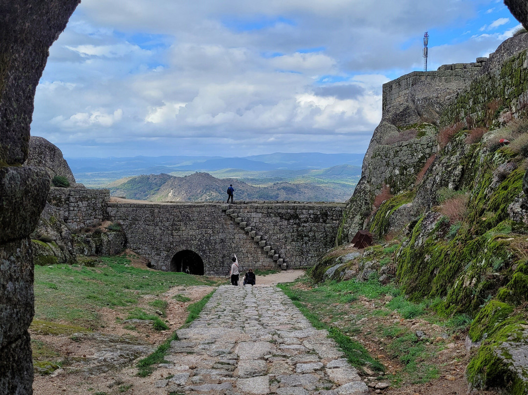 Castelo de Monsanto景点图片