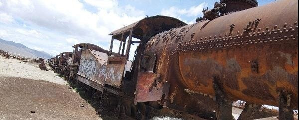 Train Cemetery-乌尤尼必去景点