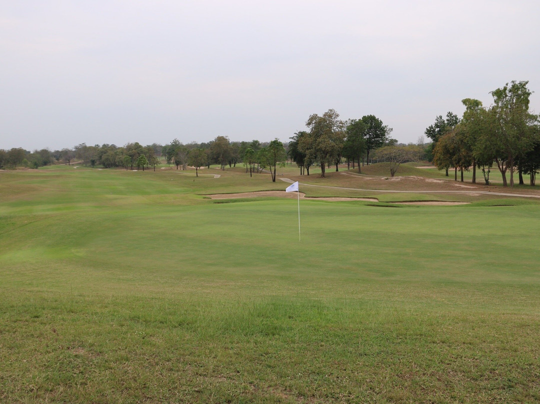 帝国湖景高尔夫俱乐部酒店主图