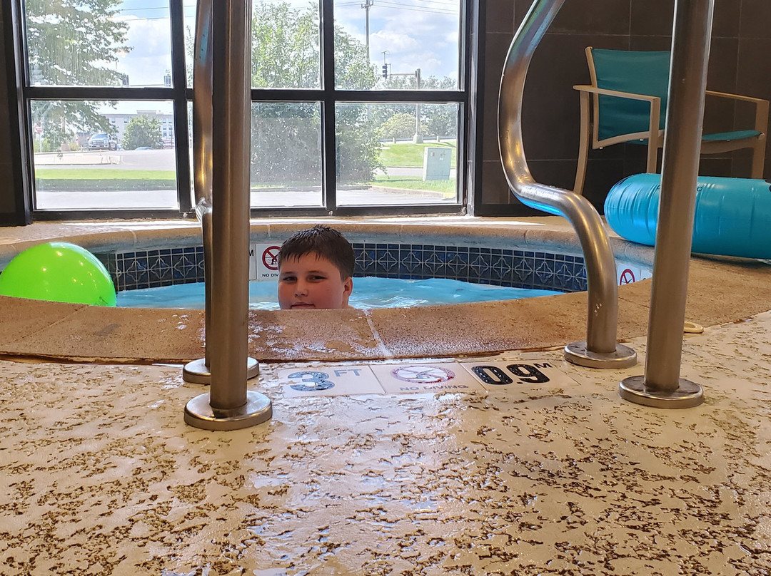 La Quinta Inn & Suites by Wyndham St Louis Route 66主图