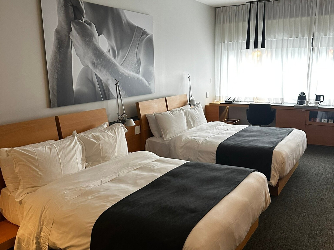 枫叶广场乐日耳曼集团酒店主图