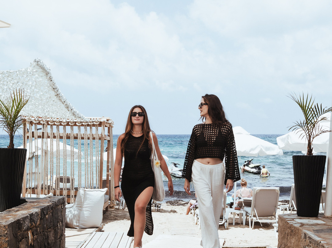 Aeolos Beach Water Sports & Water Park-马利亚必去景点