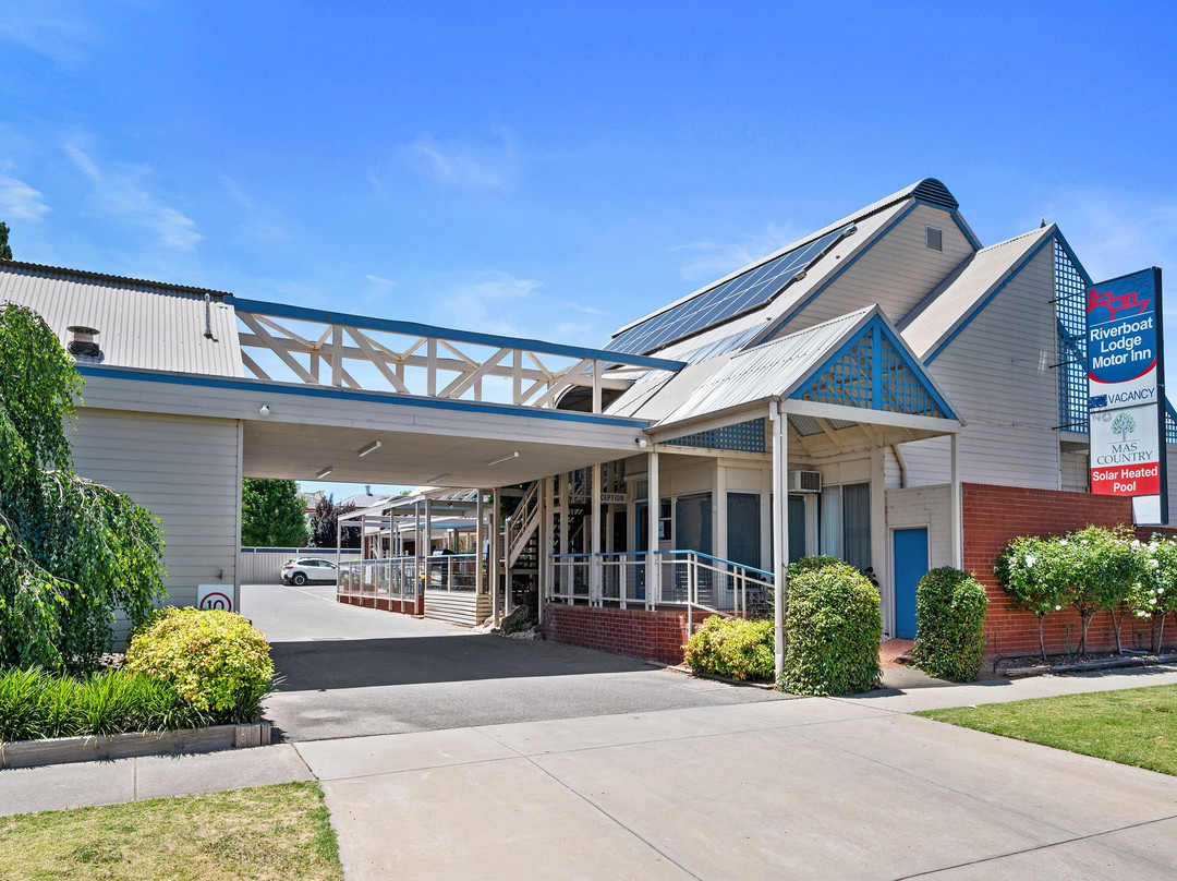 The  River Boat Hotel