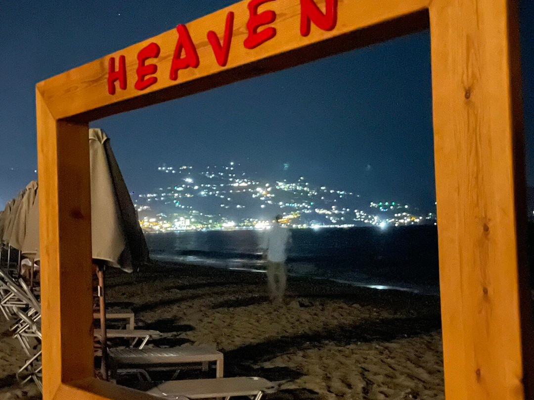 The Santo George Beach Resort主图