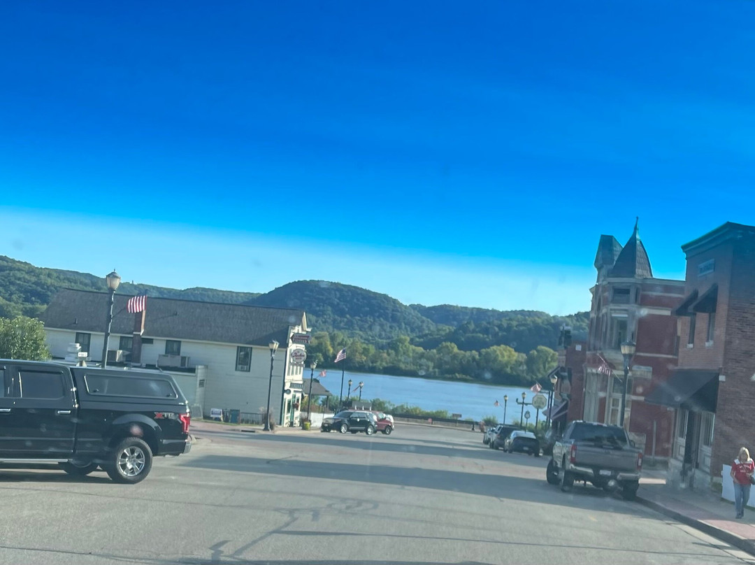 Inn On The River主图