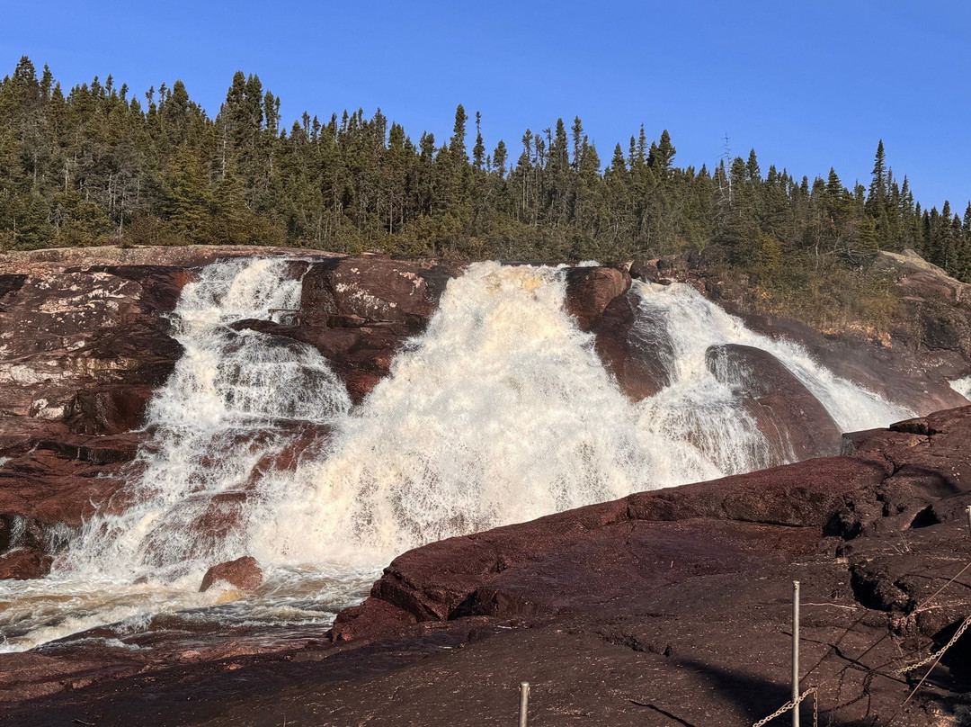 Chutes Manitou-Riviere-au-Tonnerre必去景点