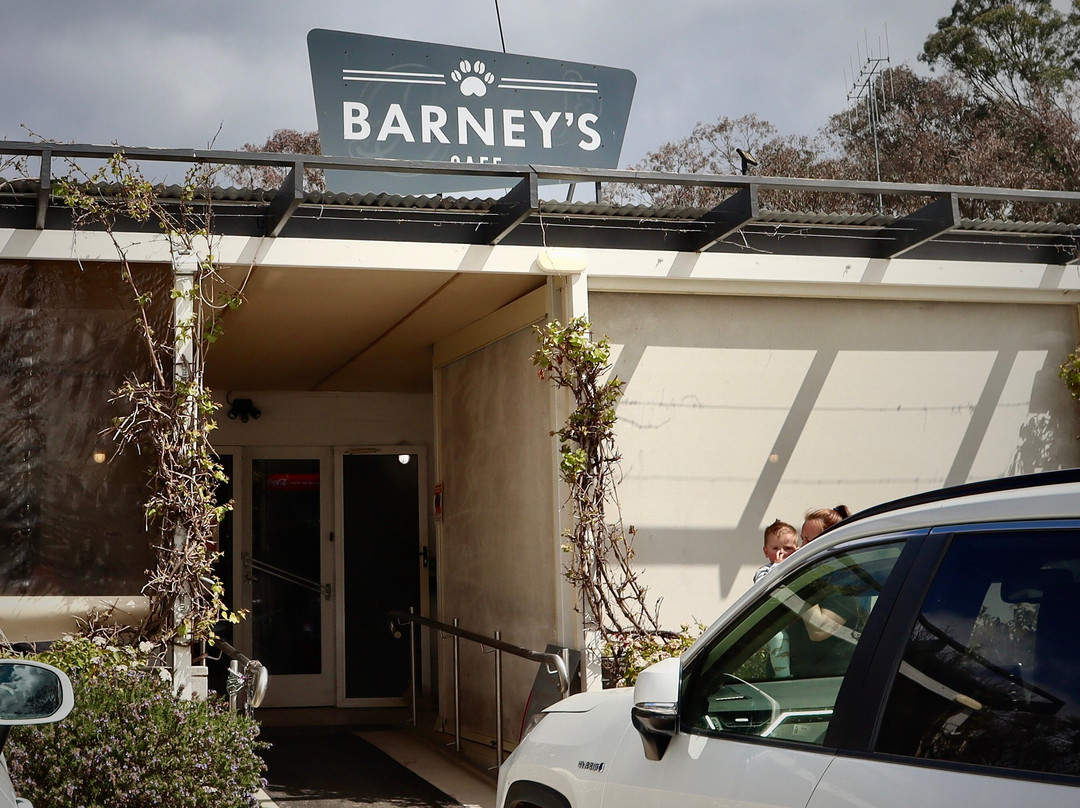 Barney's Cafe