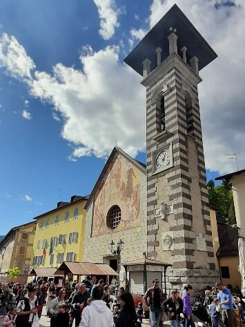 Chiesa della Madonna dell'Aiuto-Fiera di Primiero必去景点