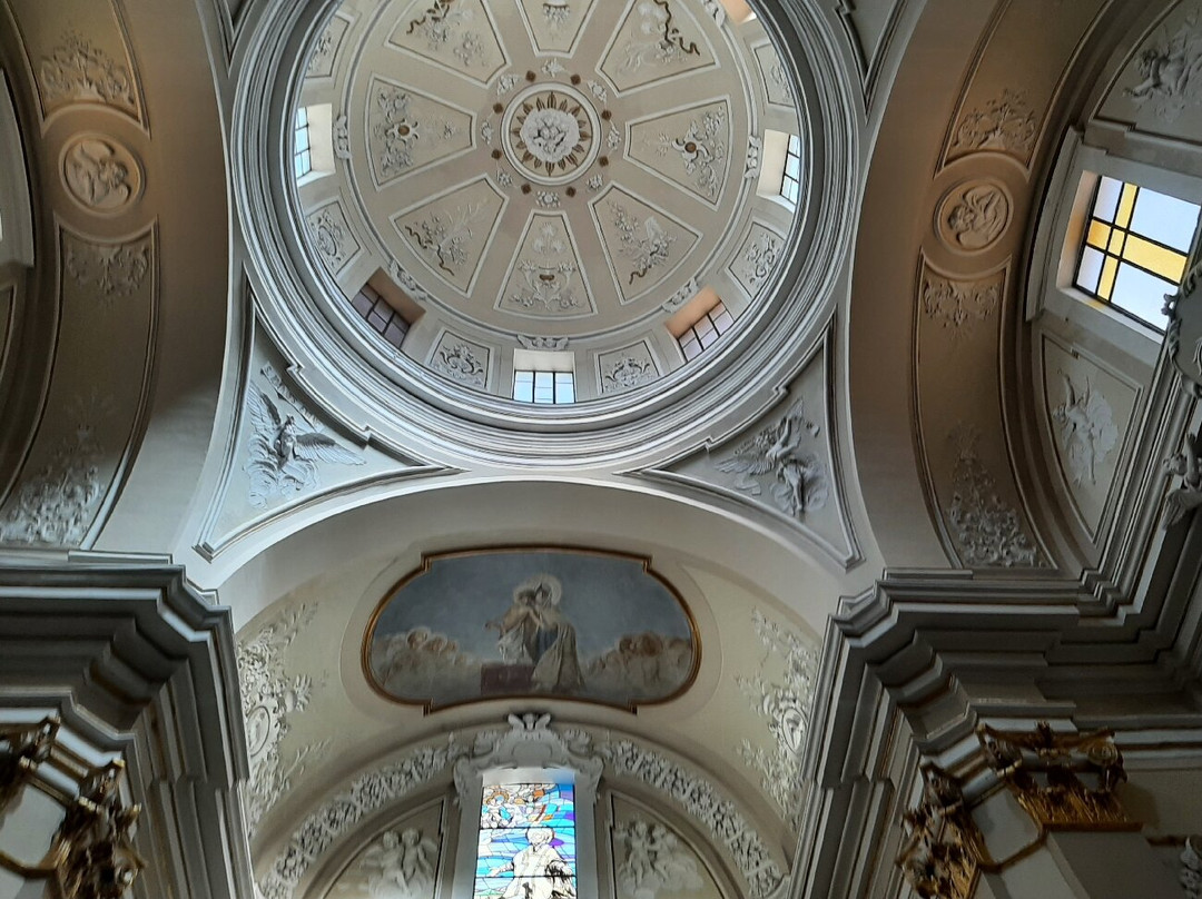 Chiesa di San Filippo Neri-苏尔莫纳必去景点