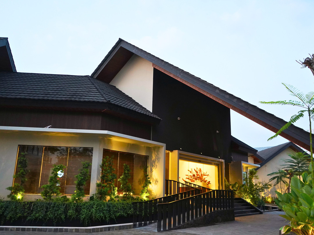 Azana Garden Hill Blora