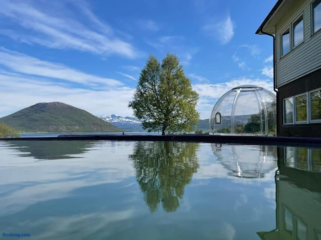 Tjeldoya Slott