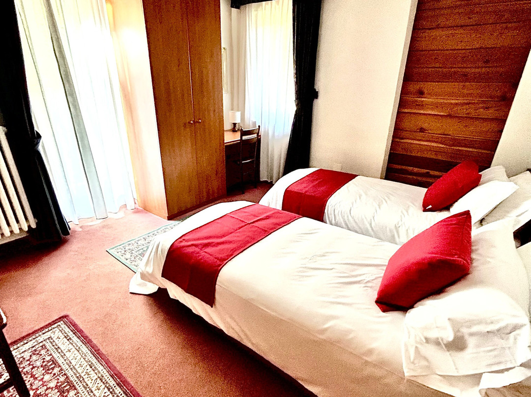 Bb La Nigritella主图