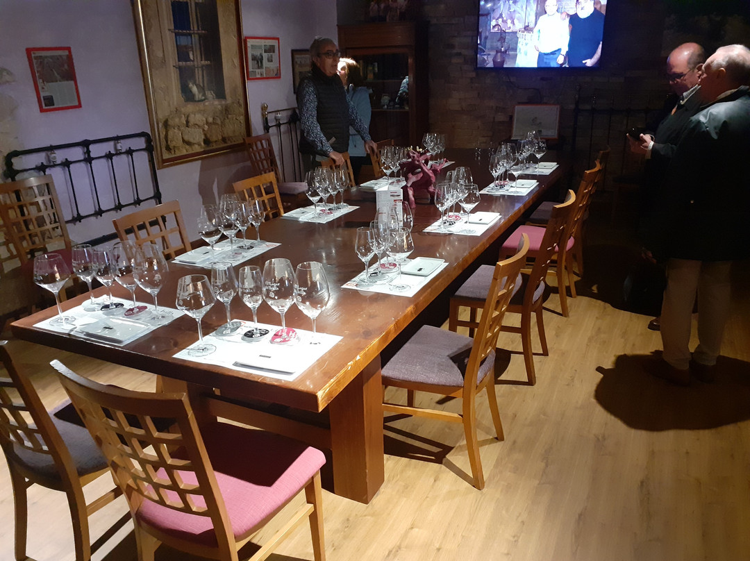 Bodegas El Lagar de Isilla-La Vid必去景点