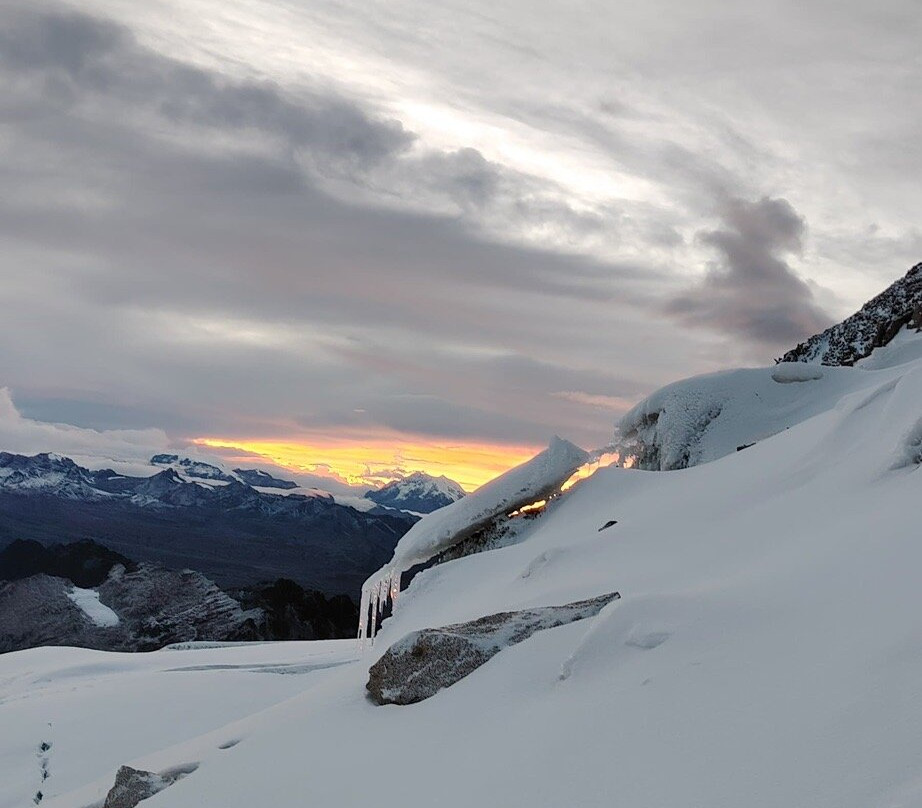 High Camp  Lodge Oficial-拉巴斯必去景点