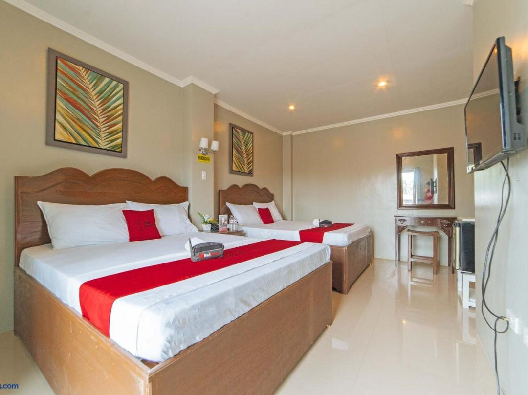 RedDoorz @ Old Buswang Road