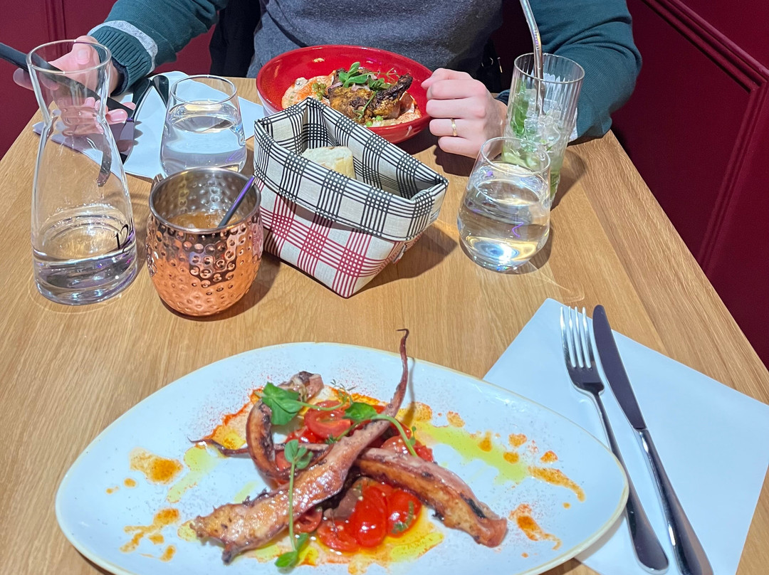 Le 124 Restaurant
