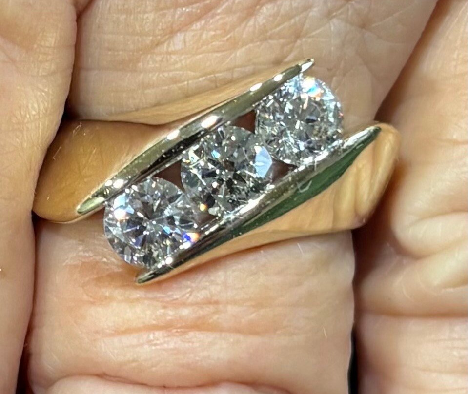 Rocky's Diamond-乔治城必去景点