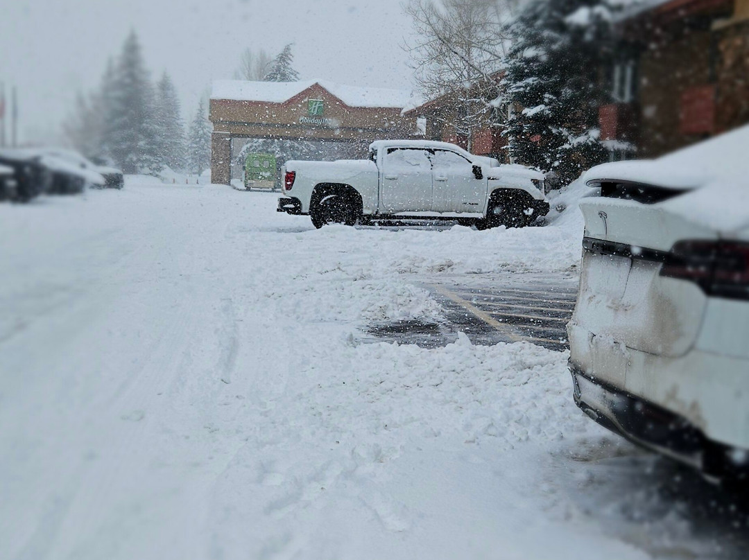 Holiday Inn 斯廷博特斯普林斯主图