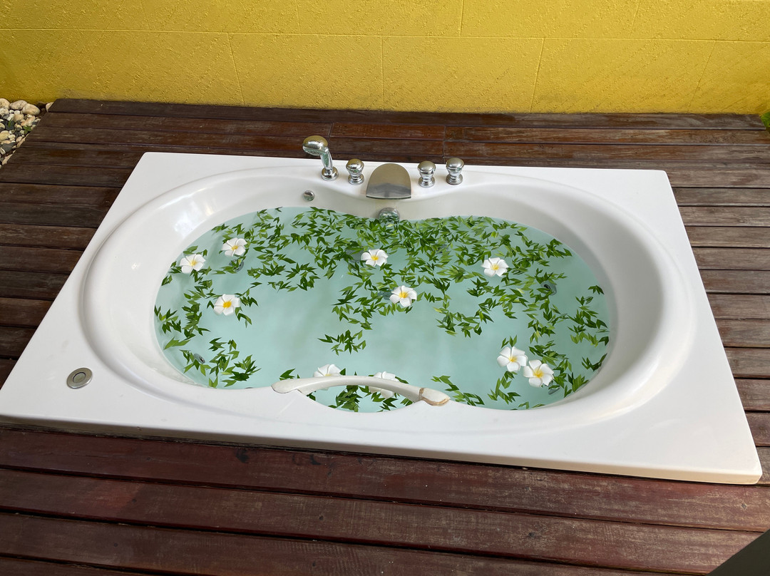 崇华考拉克度假酒店主图