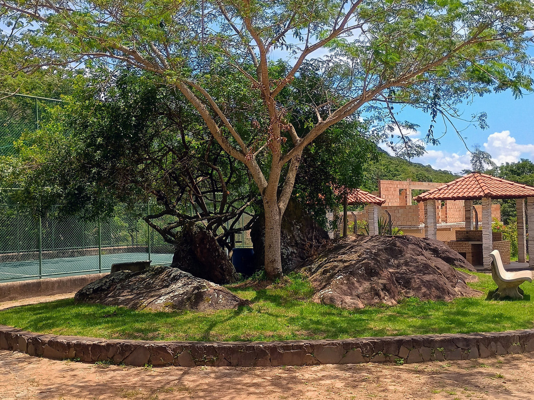 Balneário do Morro D'Água Quente-Catas Altas必去景点