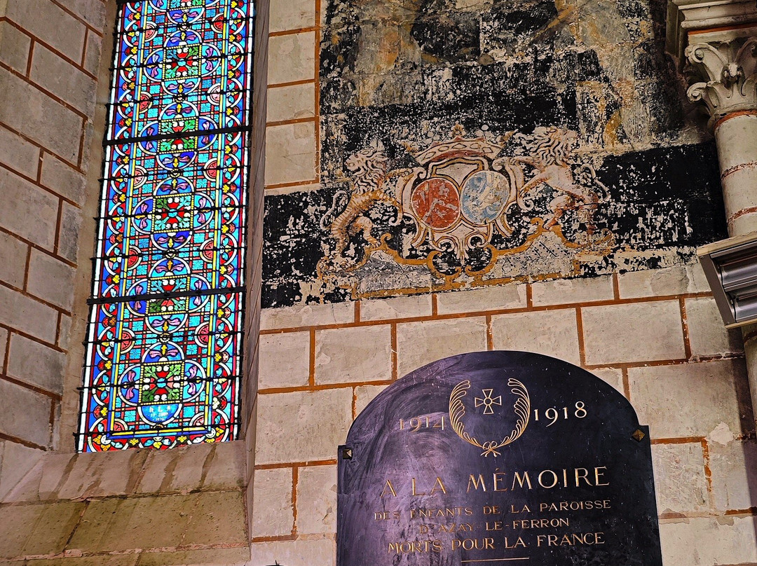 Eglise Saint-Nazaire-Azay-le-Ferron必去景点