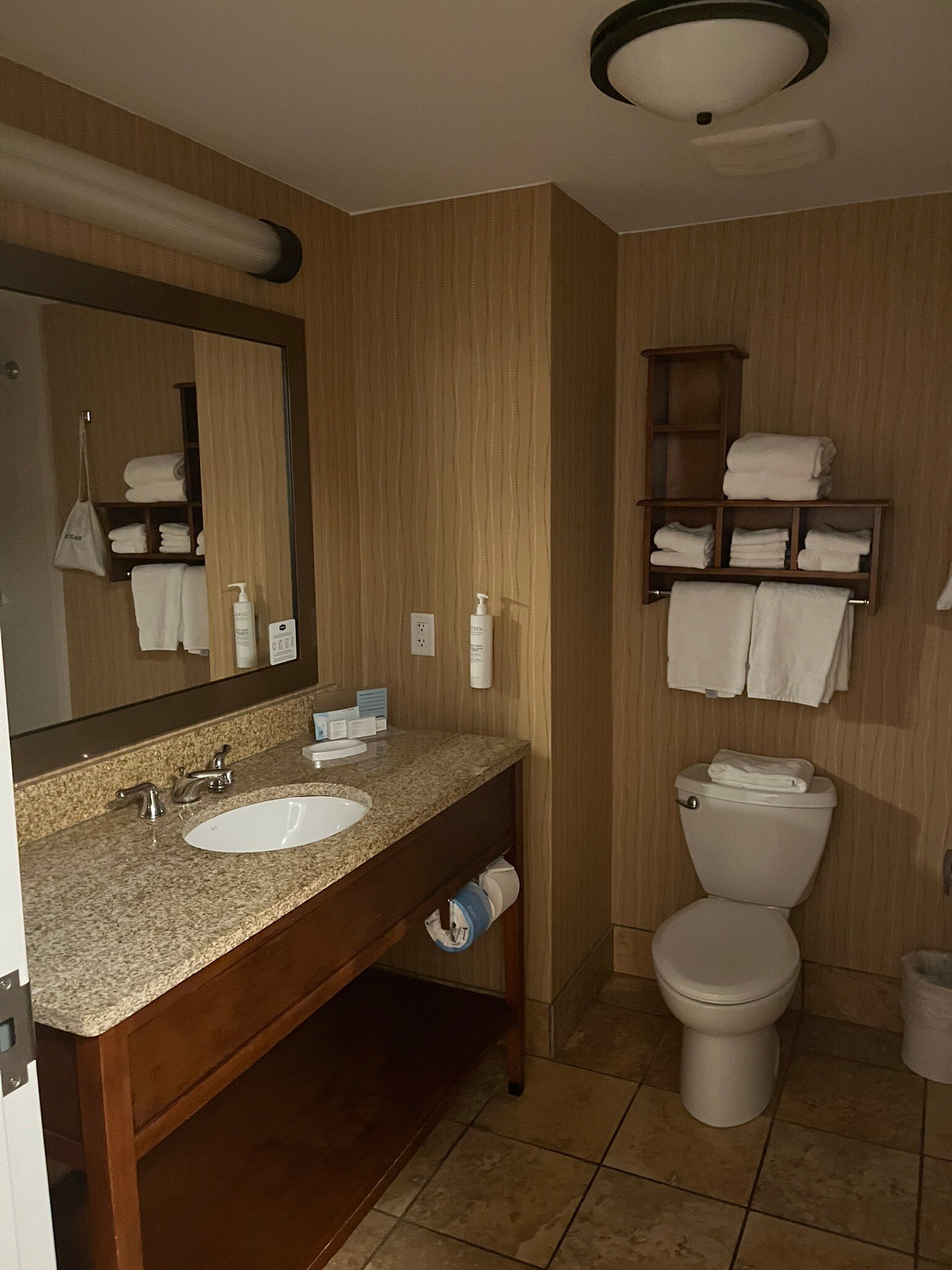 Hampton Inn Bangor-官方