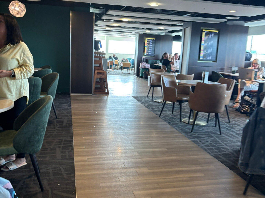 Escape Lounges - London Stansted Airport