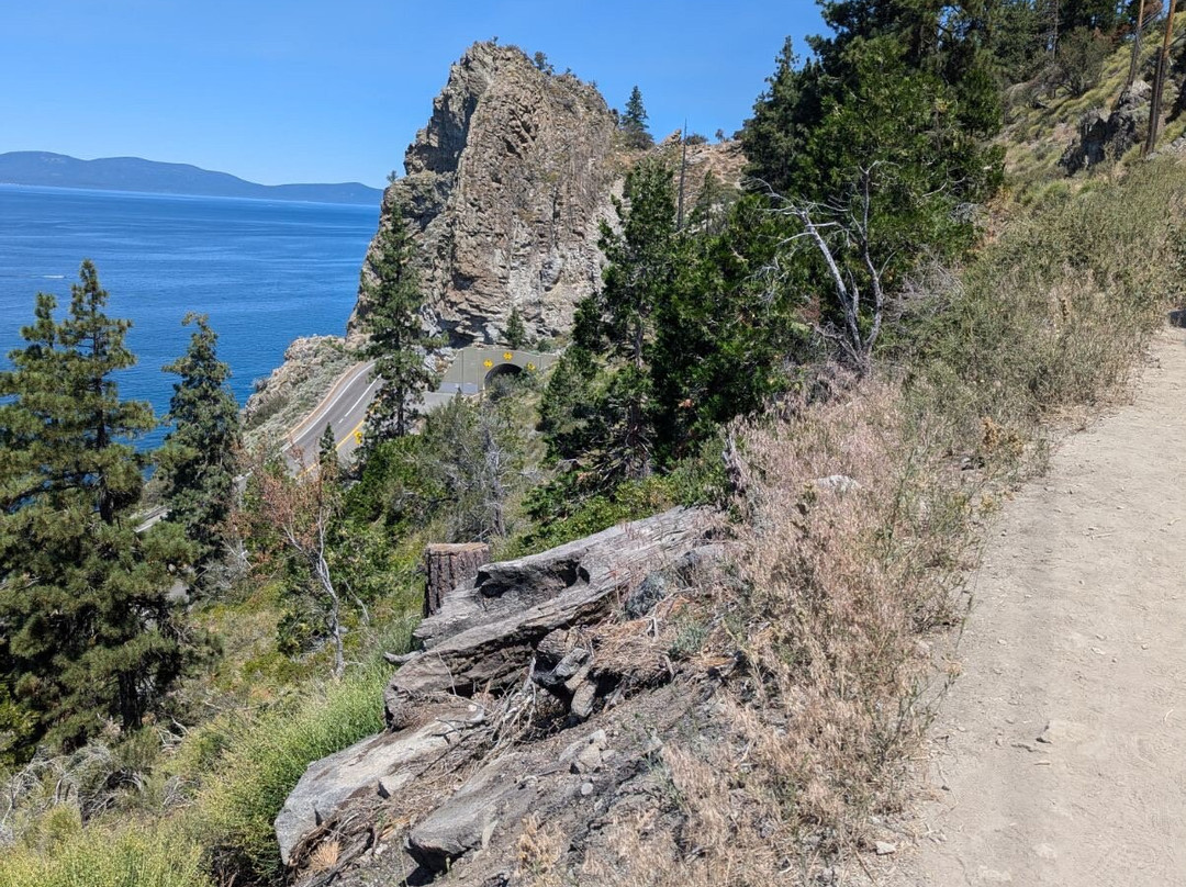 Cave Rock-Glenbrook必去景点