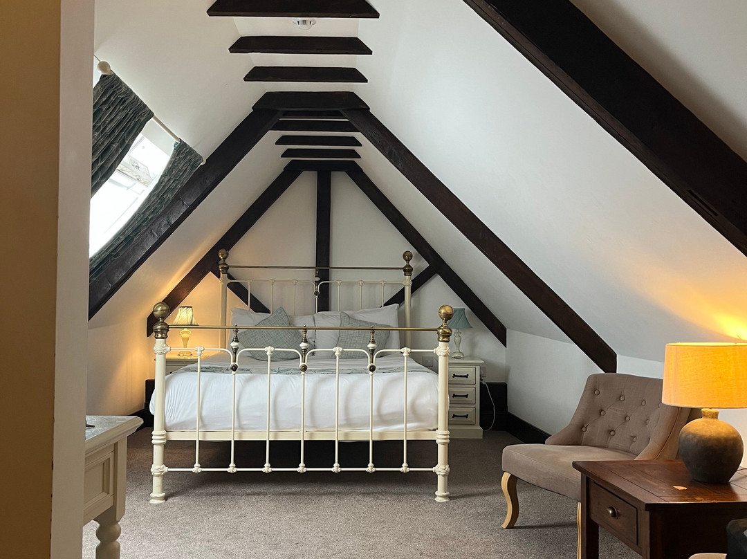 清教徒酒店主图