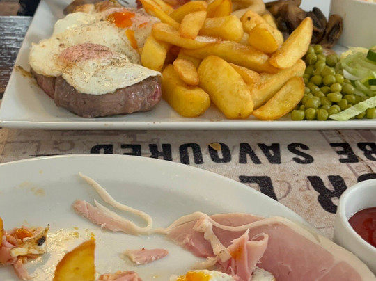 The Red Lion - Pub & Restaurant主图