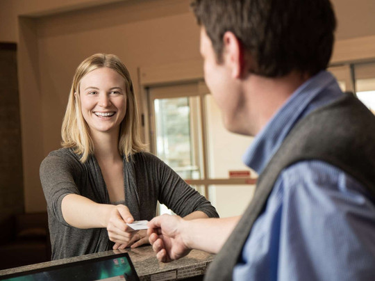 Pomeroy Inn & Suites Prince George主图