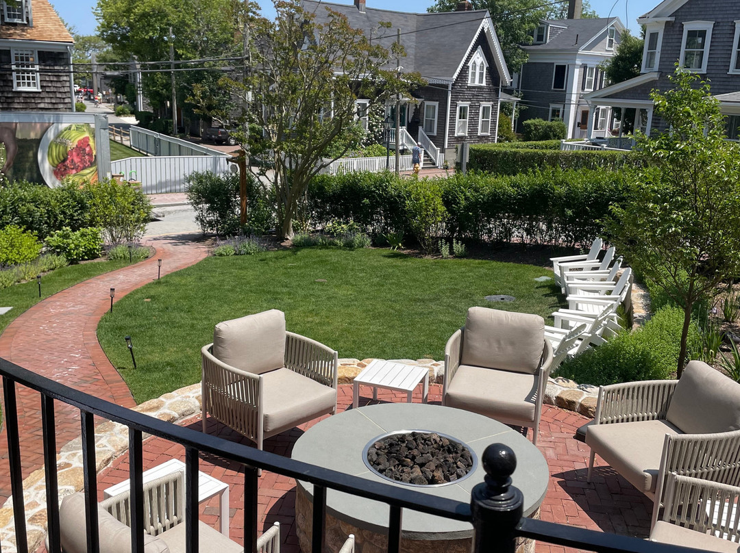 Veranda House By Nantucket Resort Collection主图