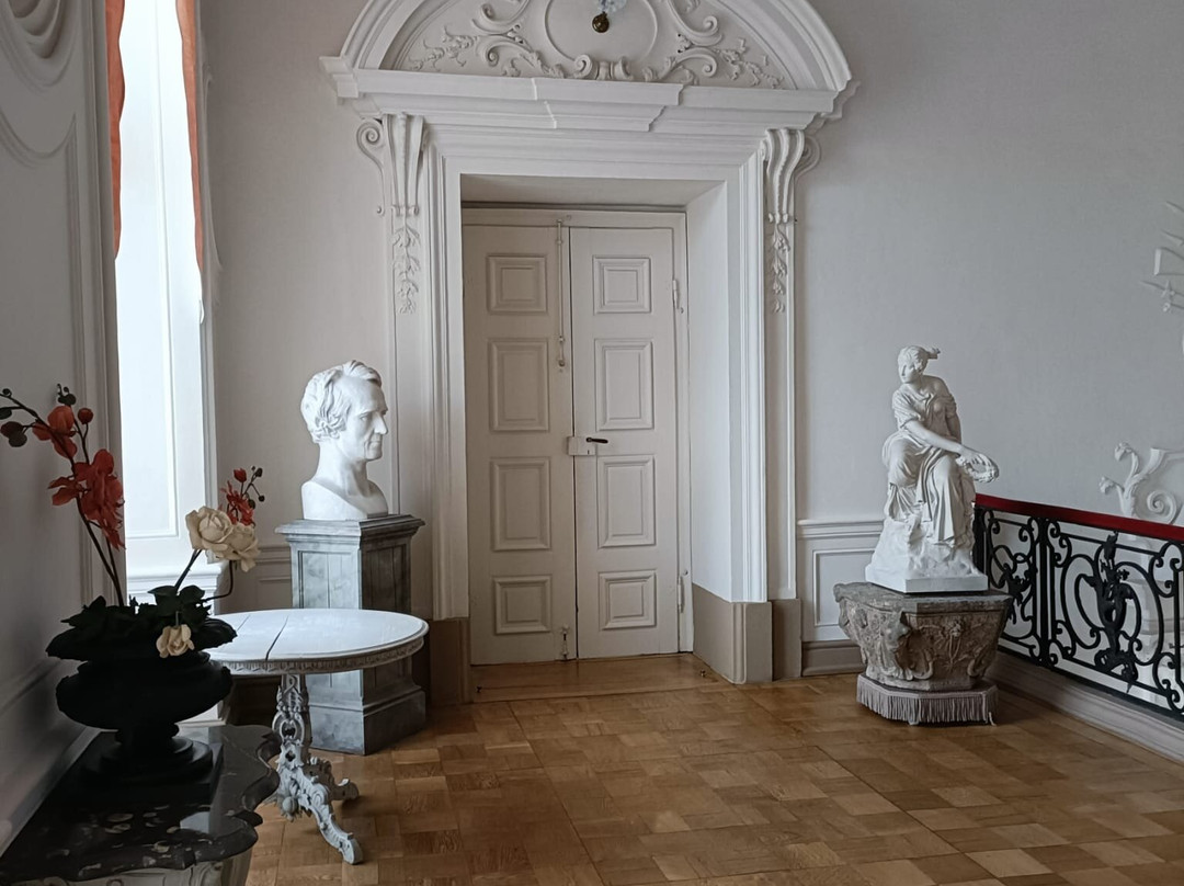 Residenzschloss Arolsen-Bad Arolsen必去景点