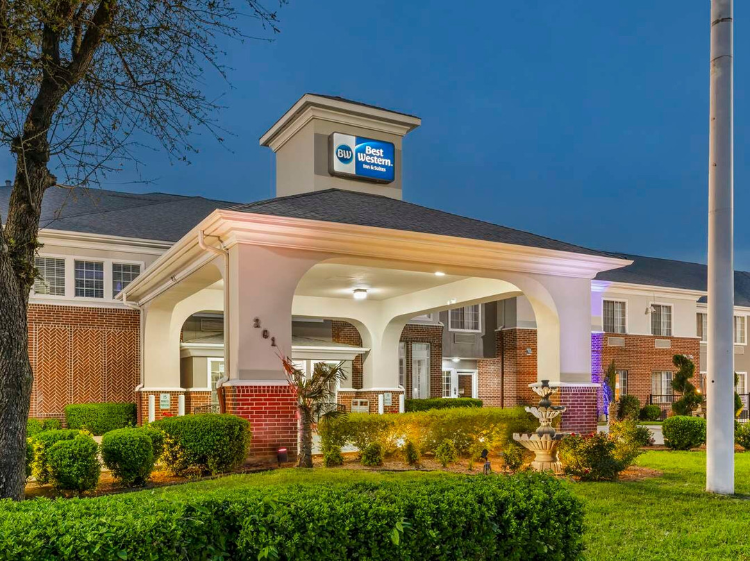 Best Western Fort Worth Inn & Suites