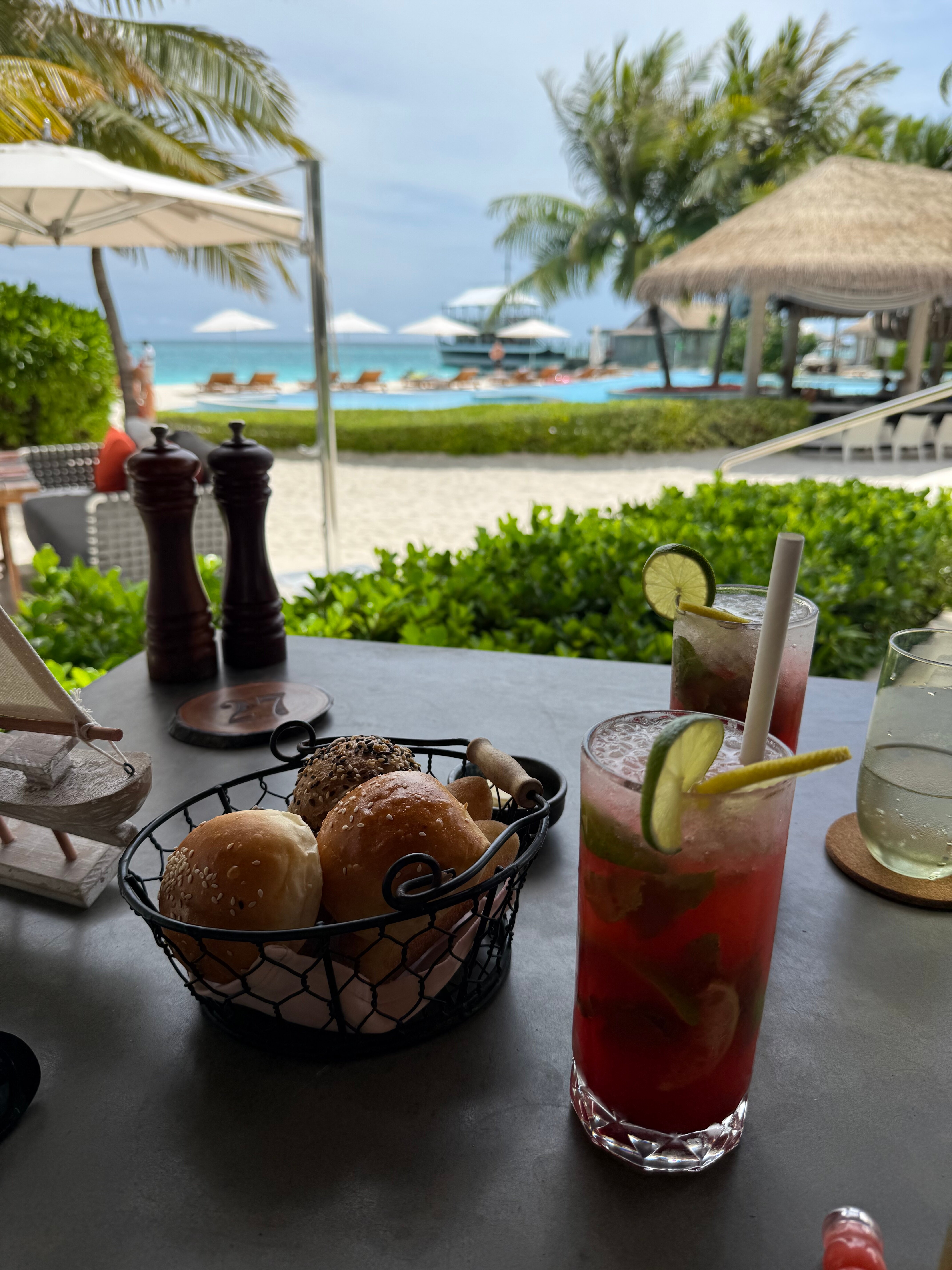 Intercontinental Maldives Maamunagau Resort By IHG-泳池